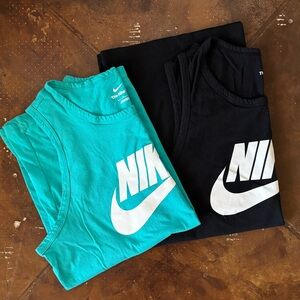 Nike Men's Teal and Black Tank Tops - Large